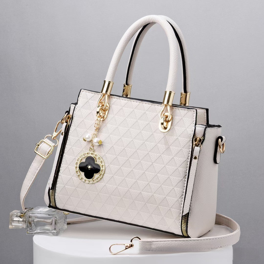 La Monogram